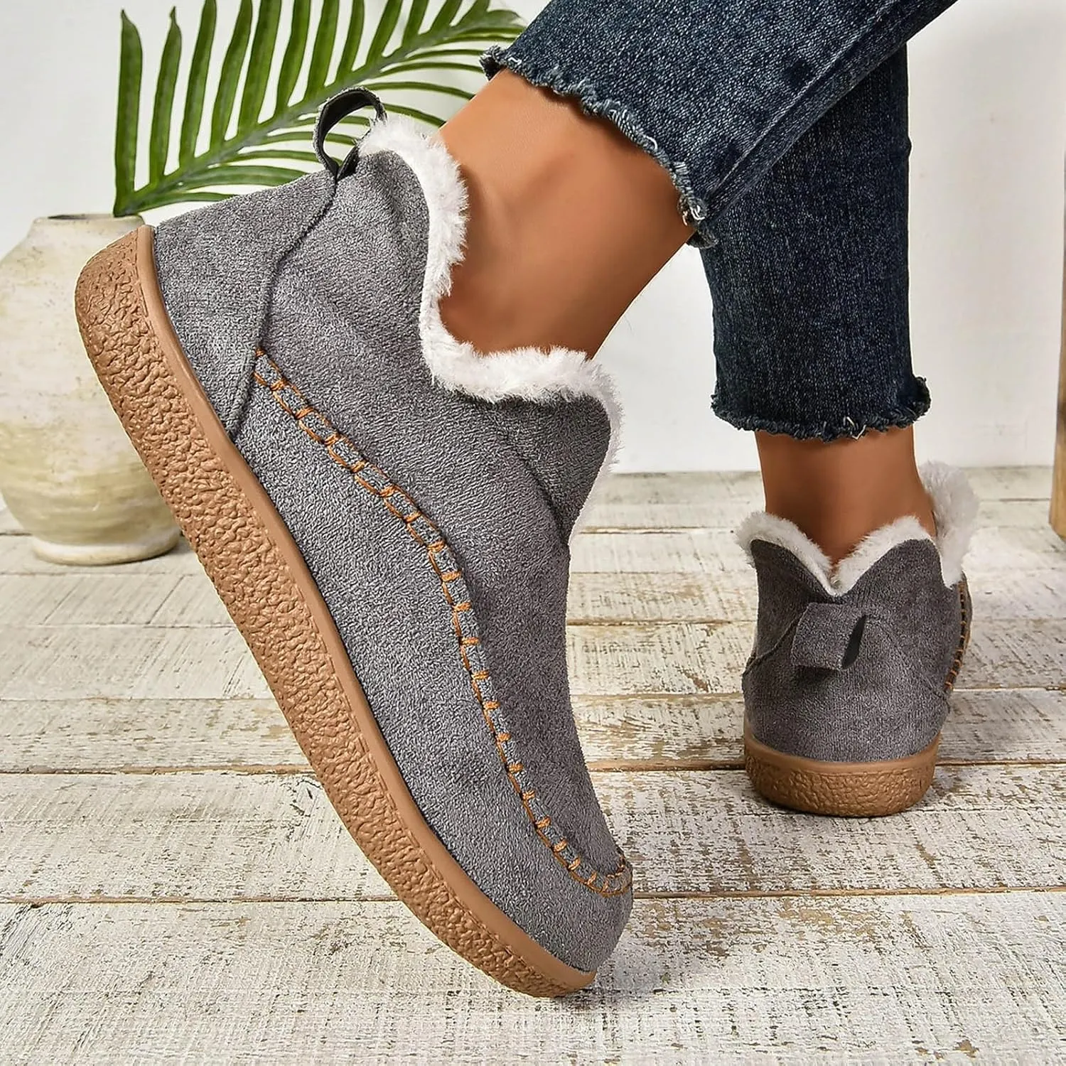 Cathalem Snow Boots for Women Winter Warm Booties Fur Lined Anti-Slip Ankle Boots Outdoor Slip On Booties Comfortable Warm Shoes