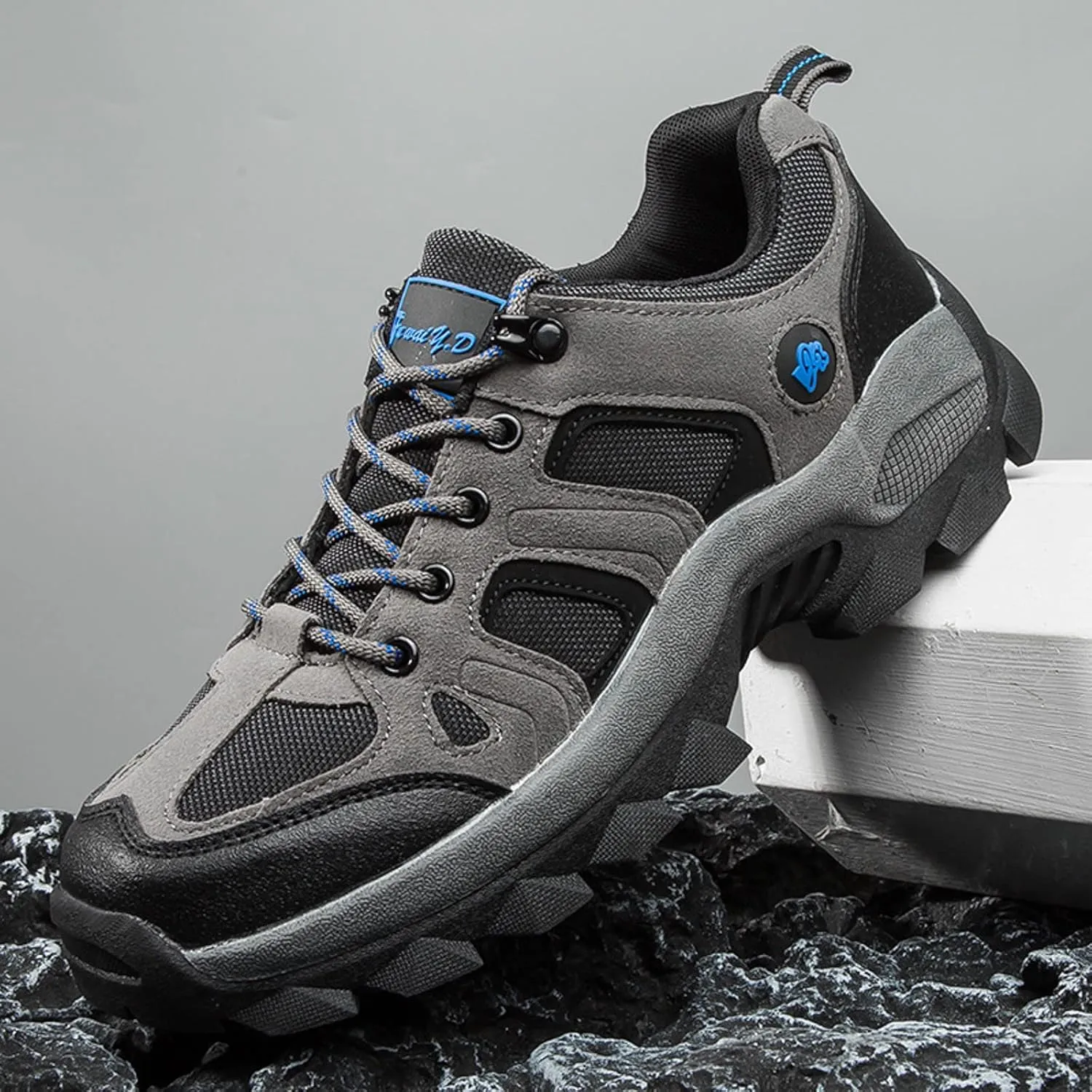 Men Sports Shoes Fashion Summer New Pattern Flat Bottom Thick Sole Slip Breathable Mens Sneaker Shoes