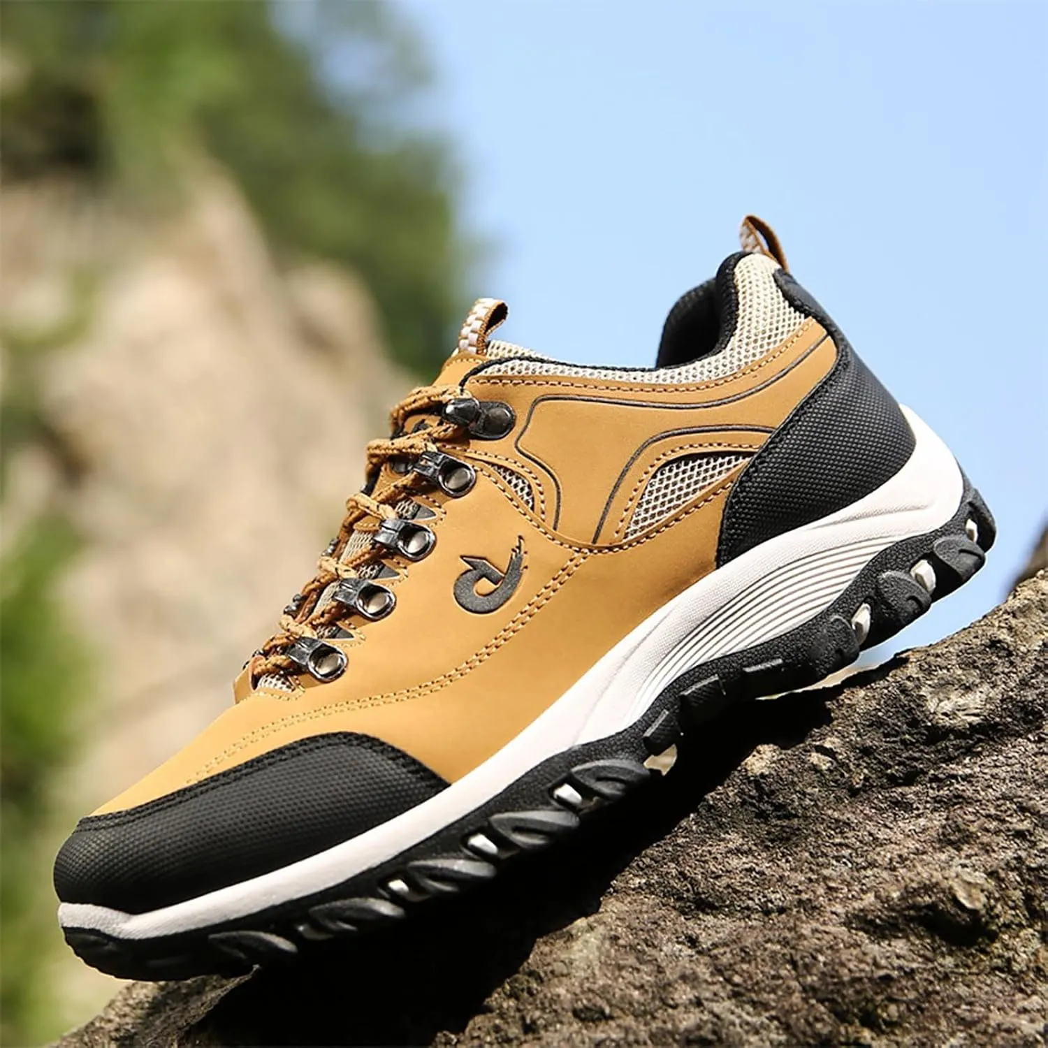 Men’s Hiking Shoes Breathable Lightweight Walking Shoes Slip on Workout Shoes for Trekking Camping Walking Fishing